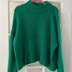 Green oversized sweater